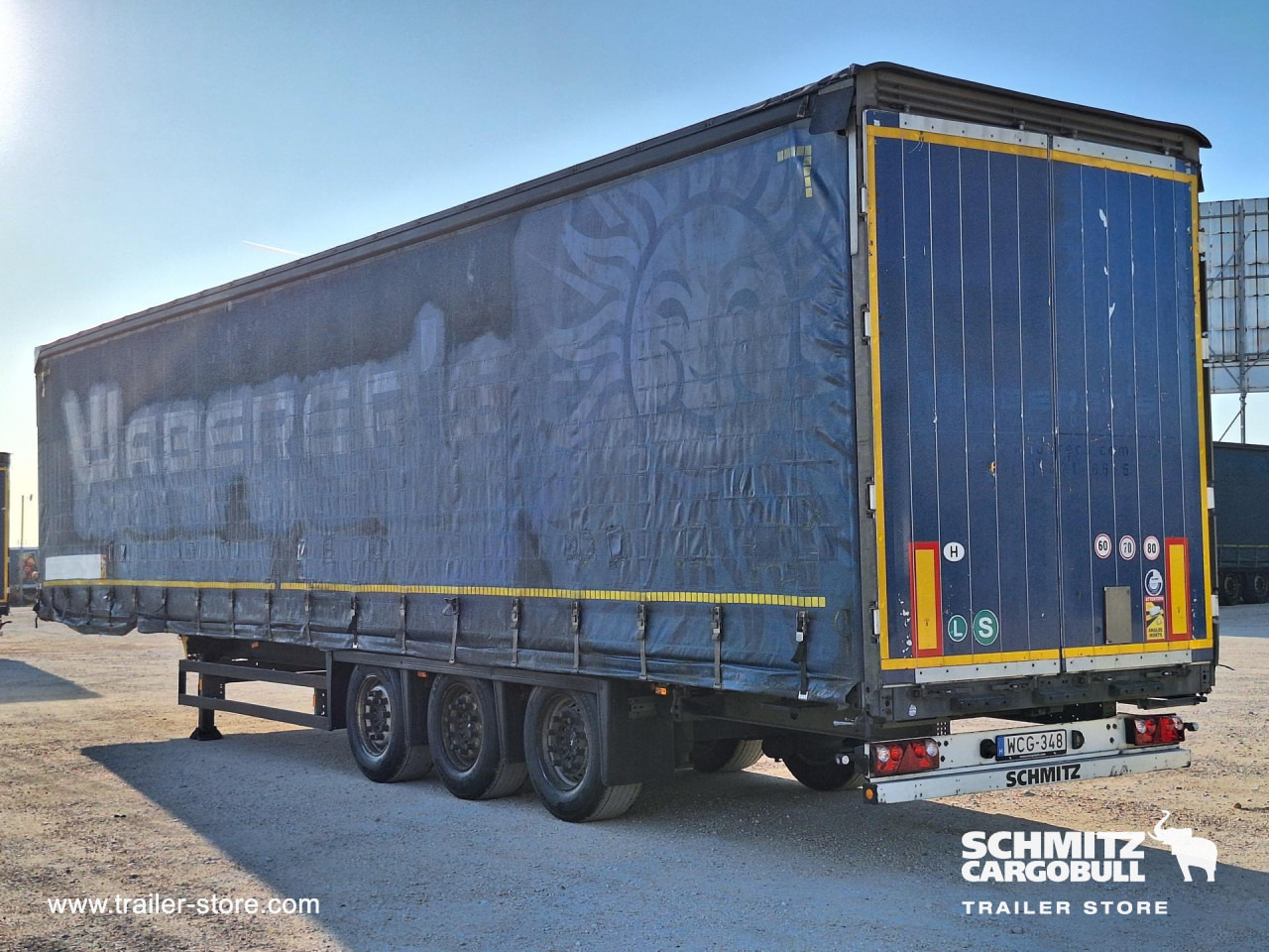 SCHMITZ Curtainsider Mega - Ponyvás félpótkocsi: 5 kép. SCHMITZ Curtainsider Mega - Ponyvás félpótkocsi: 5 kép.