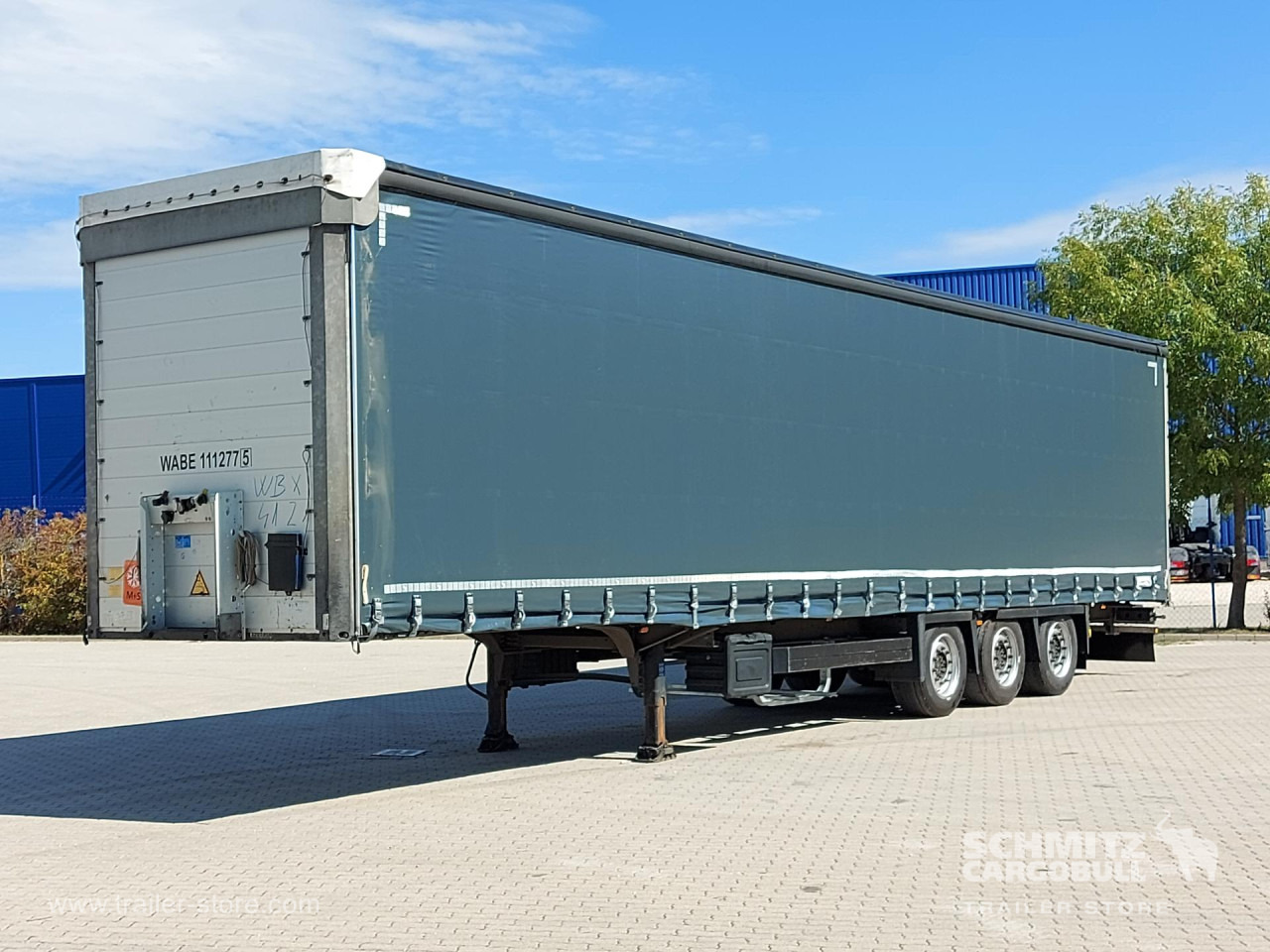 Ponyvás félpótkocsi SCHMITZ Curtainsider Mega: 7 kép. Ponyvás félpótkocsi SCHMITZ Curtainsider Mega: 7 kép.
