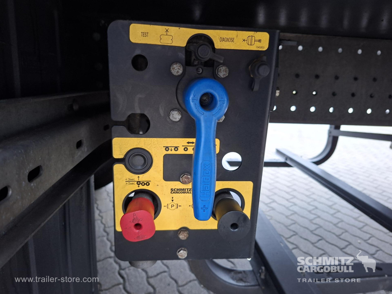 SCHMITZ Reefer Standard Double deck - Félpótkocsi hőszigetelt: 4 kép. SCHMITZ Reefer Standard Double deck - Félpótkocsi hőszigetelt: 4 kép.