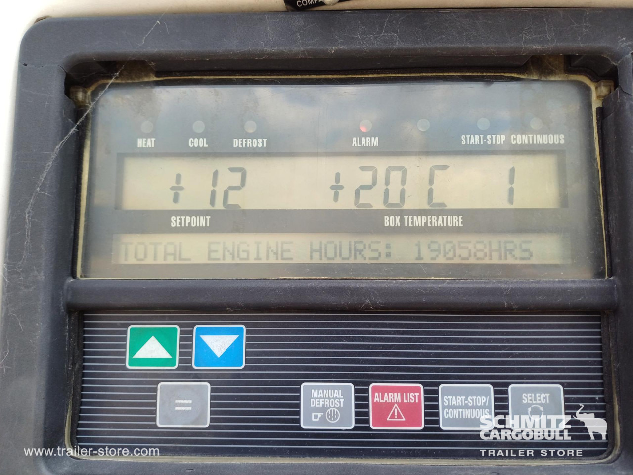 SCHMITZ Reefer Standard - Félpótkocsi hőszigetelt: 4 kép. SCHMITZ Reefer Standard - Félpótkocsi hőszigetelt: 4 kép.