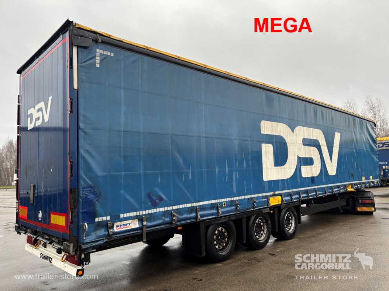 SCHMITZ Curtainsider Mega - Ponyvás félpótkocsi: 1 kép. SCHMITZ Curtainsider Mega - Ponyvás félpótkocsi: 1 kép.