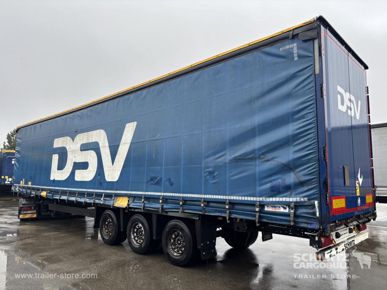 SCHMITZ Curtainsider Mega - Ponyvás félpótkocsi: 5 kép. SCHMITZ Curtainsider Mega - Ponyvás félpótkocsi: 5 kép.