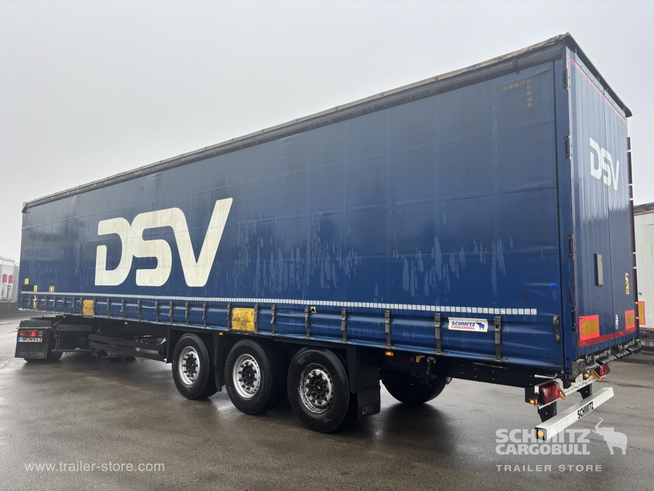 SCHMITZ Curtainsider Standard - Ponyvás félpótkocsi: 4 kép. SCHMITZ Curtainsider Standard - Ponyvás félpótkocsi: 4 kép.