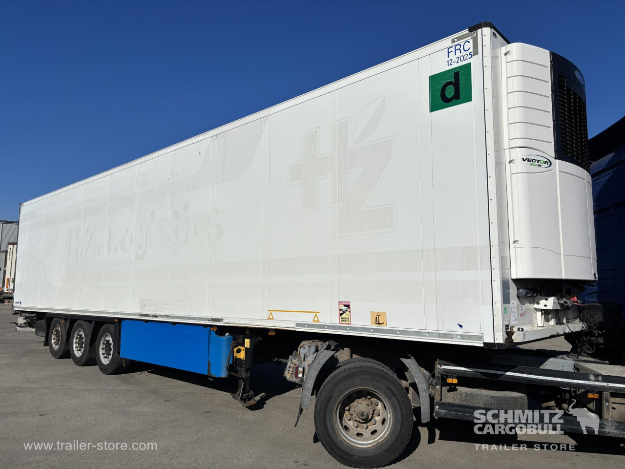SCHMITZ Reefer Standard - Félpótkocsi hőszigetelt: 1 kép. SCHMITZ Reefer Standard - Félpótkocsi hőszigetelt: 1 kép.