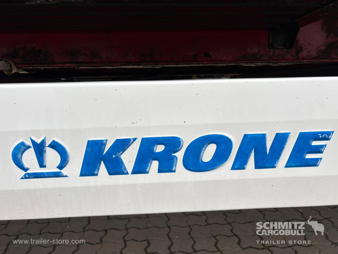 KRONE Curtainsider Standard - Ponyvás félpótkocsi: 3 kép. KRONE Curtainsider Standard - Ponyvás félpótkocsi: 3 kép.