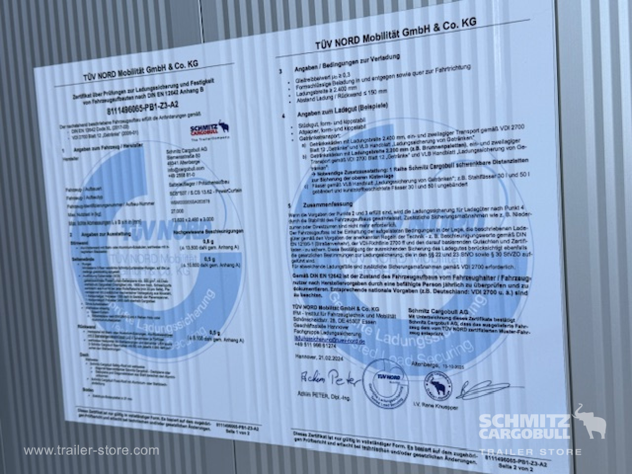 SCHMITZ Oplegger Schuifzeil Mega - Ponyvás félpótkocsi: 4 kép. SCHMITZ Oplegger Schuifzeil Mega - Ponyvás félpótkocsi: 4 kép.