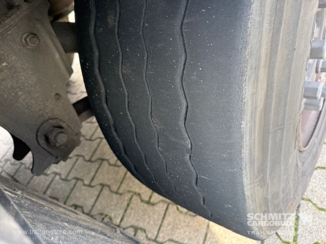 SCHMITZ Oplegger Vries Standard - Félpótkocsi hőszigetelt: 3 kép. SCHMITZ Oplegger Vries Standard - Félpótkocsi hőszigetelt: 3 kép.