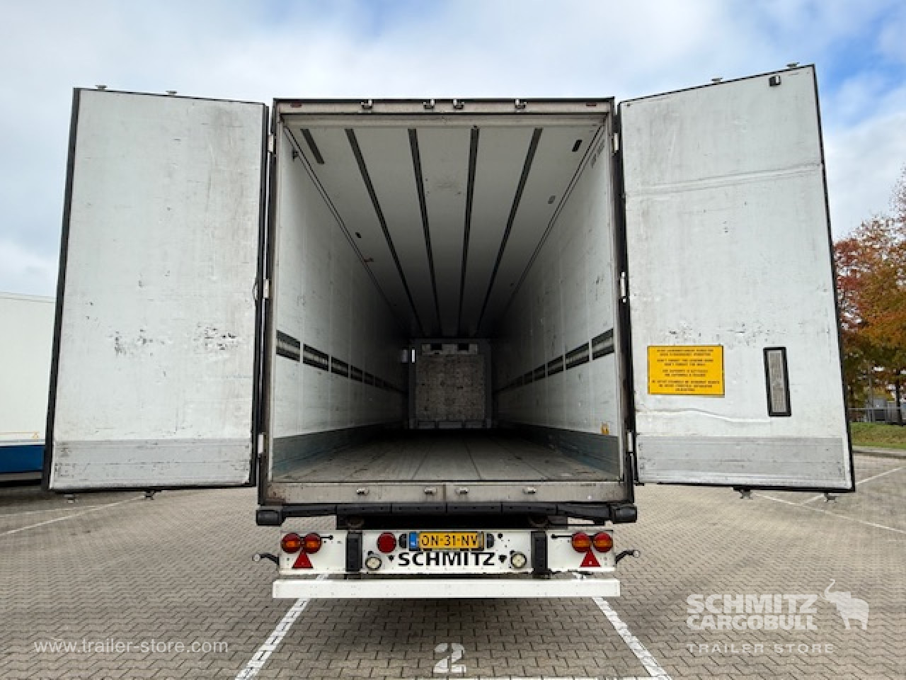 Félpótkocsi hőszigetelt SCHMITZ Oplegger Vries Standard: 9 kép. Félpótkocsi hőszigetelt SCHMITZ Oplegger Vries Standard: 9 kép.