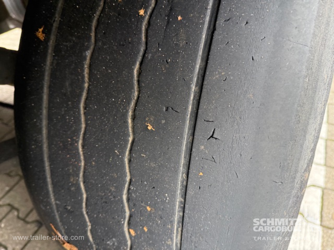 Félpótkocsi hőszigetelt SCHMITZ Oplegger Vries Standard: 7 kép. Félpótkocsi hőszigetelt SCHMITZ Oplegger Vries Standard: 7 kép.