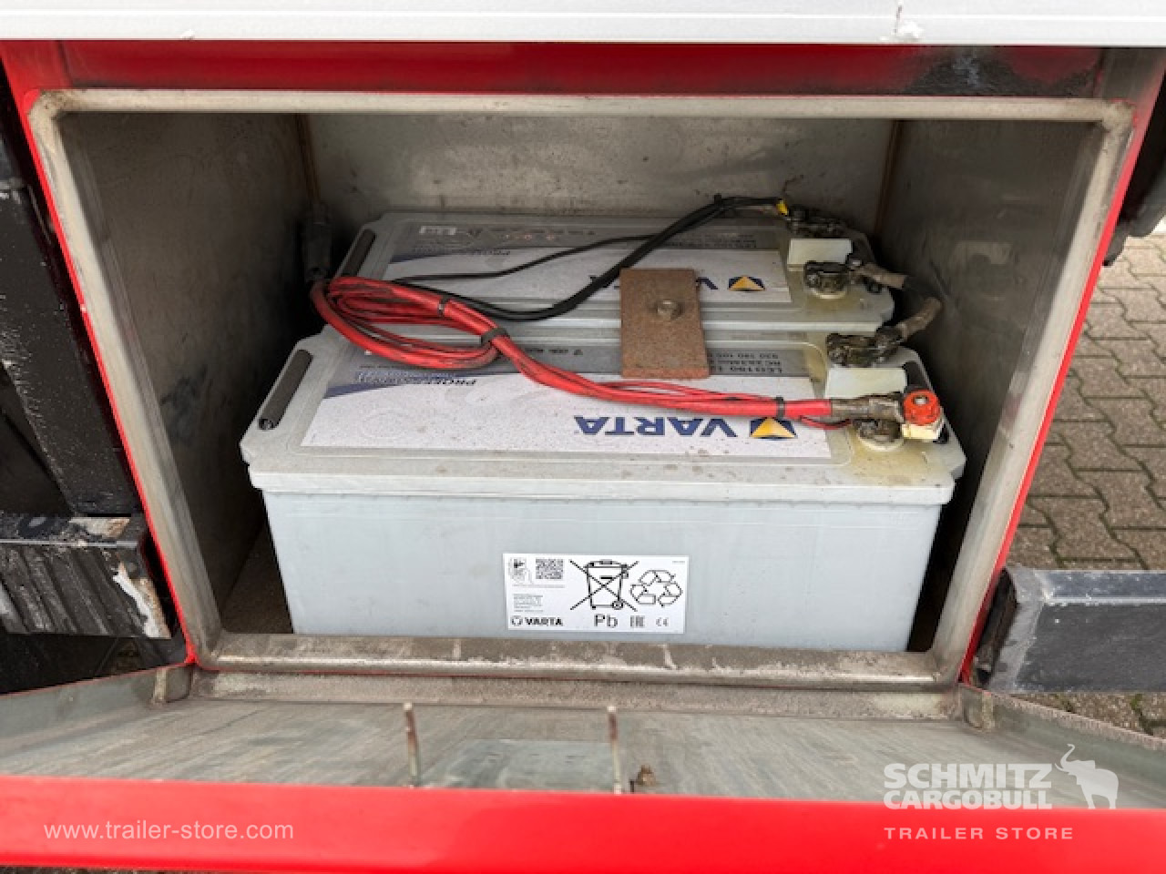 SCHMITZ Oplegger Vries Standard Taillift - Félpótkocsi hőszigetelt: 3 kép. SCHMITZ Oplegger Vries Standard Taillift - Félpótkocsi hőszigetelt: 3 kép.