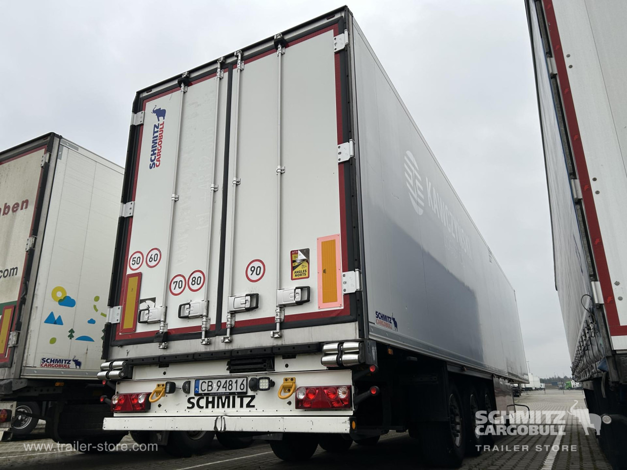 SCHMITZ Reefer Standard - Félpótkocsi hőszigetelt: 3 kép. SCHMITZ Reefer Standard - Félpótkocsi hőszigetelt: 3 kép.