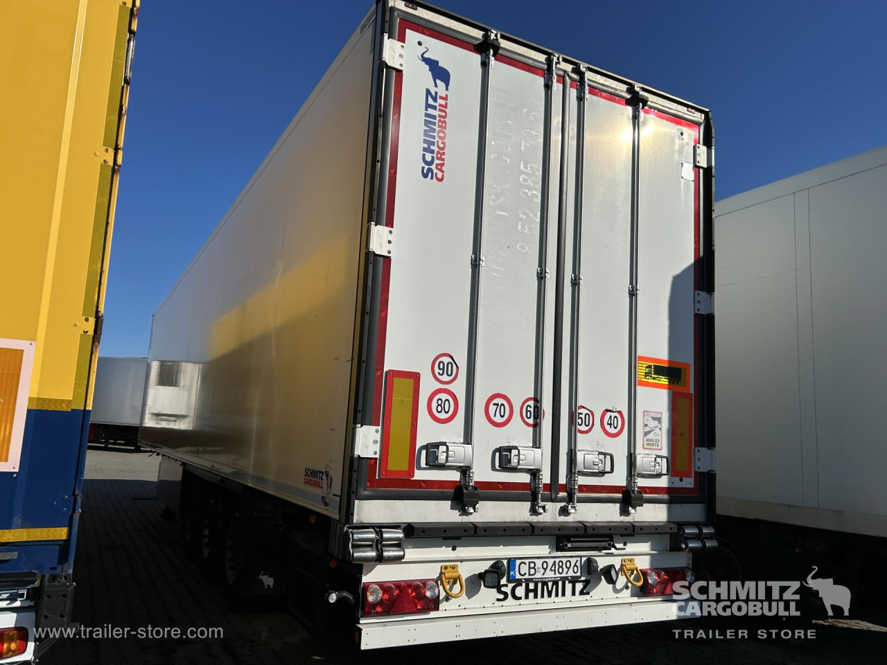 SCHMITZ Reefer Standard - Félpótkocsi hőszigetelt: 5 kép. SCHMITZ Reefer Standard - Félpótkocsi hőszigetelt: 5 kép.