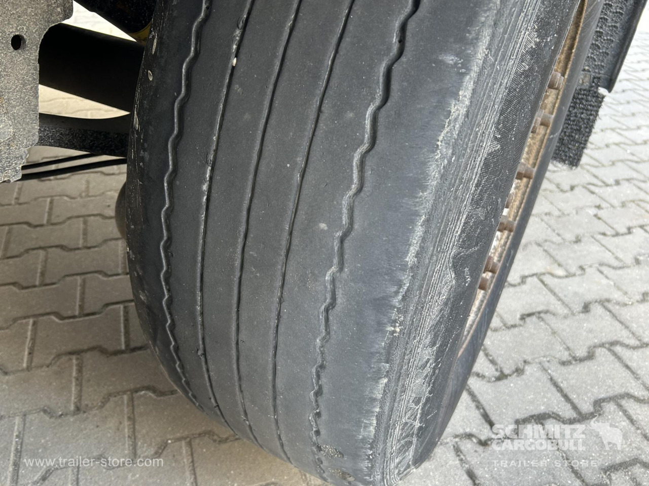 Félpótkocsi hőszigetelt SCHMITZ Reefer Standard: 15 kép.