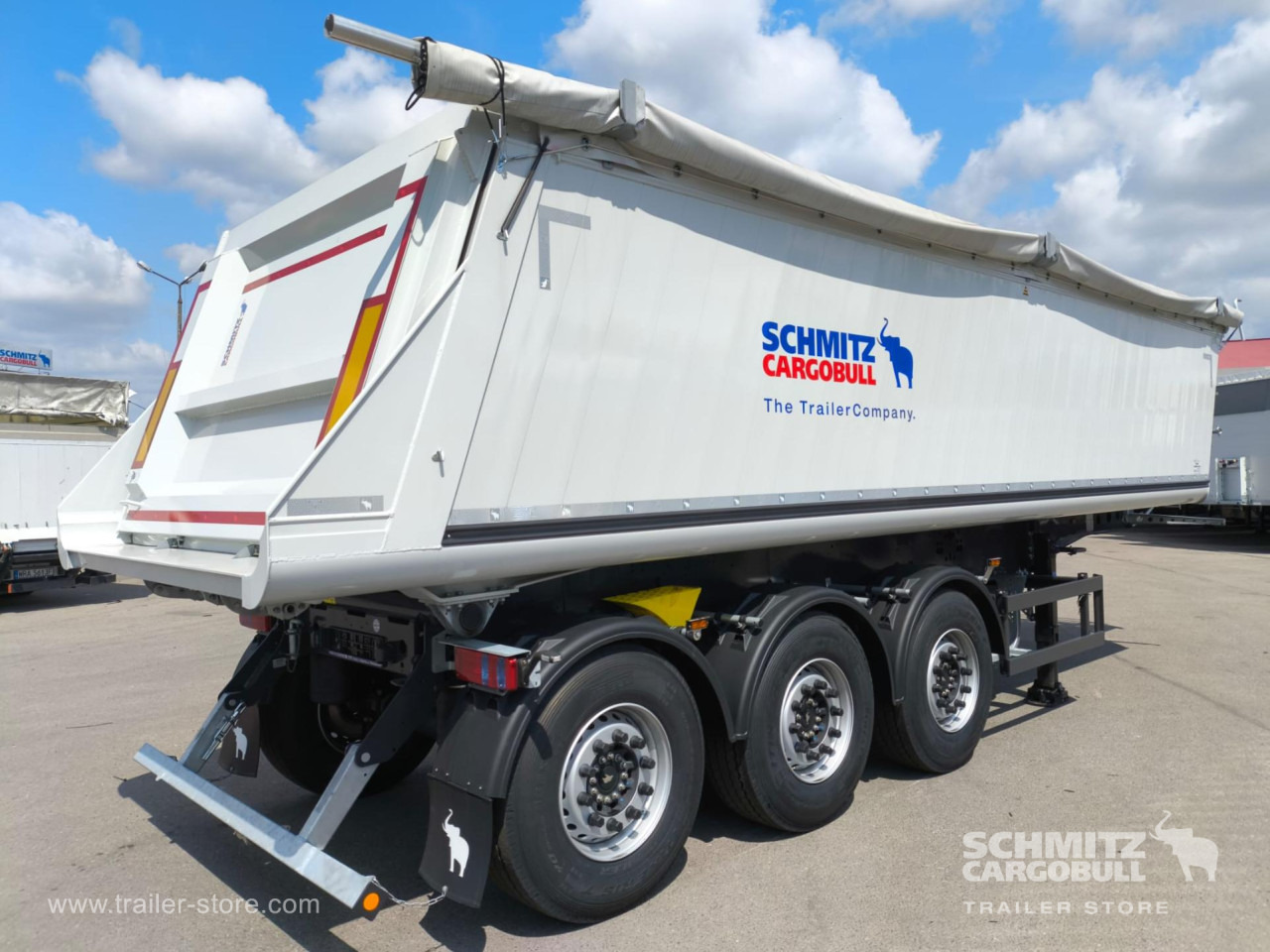 SCHMITZ Tipper alu-square sided body 33m³ - Félpótkocsi billenőplatós: 2 kép. SCHMITZ Tipper alu-square sided body 33m³ - Félpótkocsi billenőplatós: 2 kép.