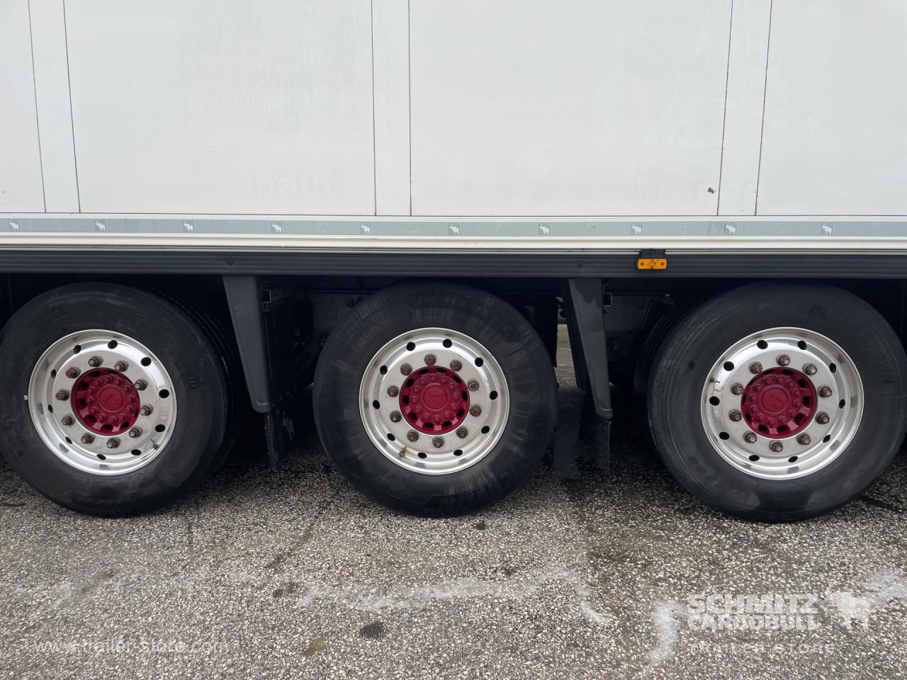 SCHMITZ Reefer Multitemp - Félpótkocsi hőszigetelt: 2 kép. SCHMITZ Reefer Multitemp - Félpótkocsi hőszigetelt: 2 kép.
