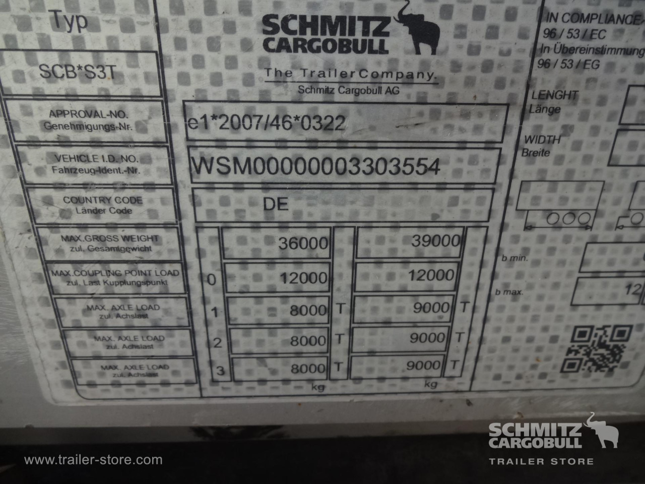 SCHMITZ Curtainsider Mega - Ponyvás félpótkocsi: 2 kép. SCHMITZ Curtainsider Mega - Ponyvás félpótkocsi: 2 kép.