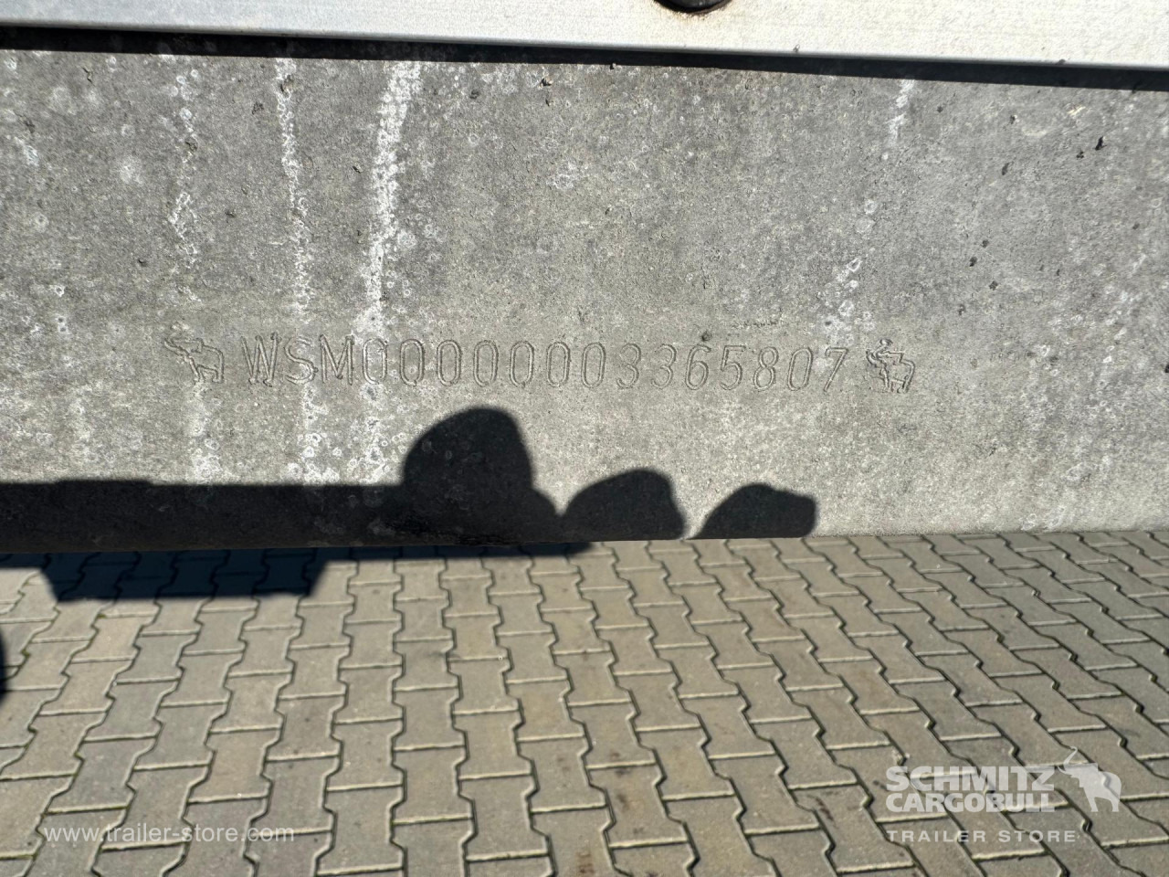 SCHMITZ Curtainsider Standard - Ponyvás félpótkocsi: 3 kép. SCHMITZ Curtainsider Standard - Ponyvás félpótkocsi: 3 kép.