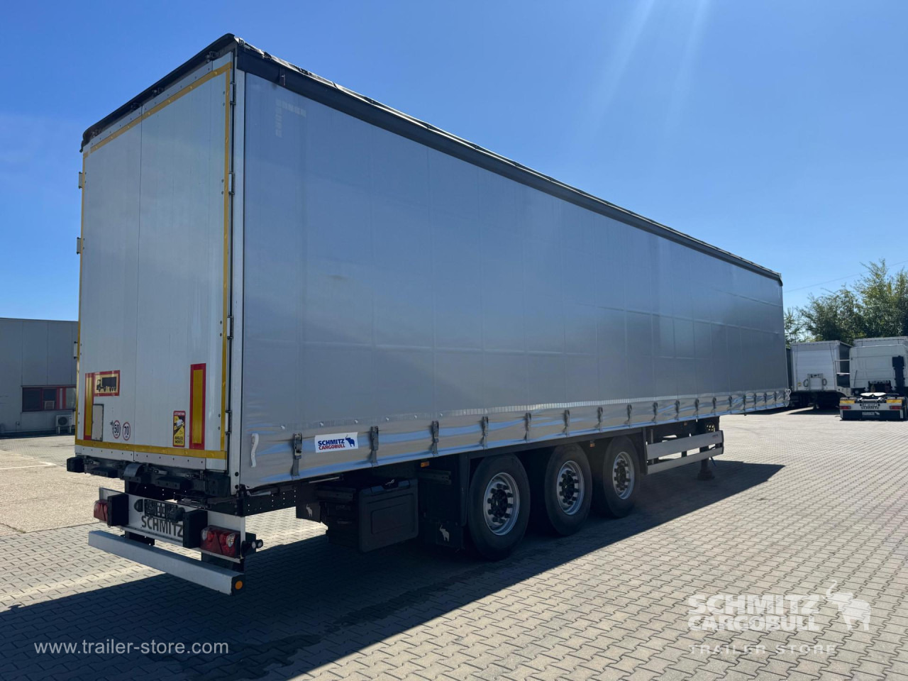 SCHMITZ Curtainsider Standard - Ponyvás félpótkocsi: 5 kép. SCHMITZ Curtainsider Standard - Ponyvás félpótkocsi: 5 kép.