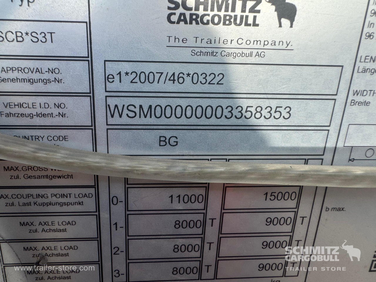 SCHMITZ Curtainsider Standard - Ponyvás félpótkocsi: 2 kép. SCHMITZ Curtainsider Standard - Ponyvás félpótkocsi: 2 kép.