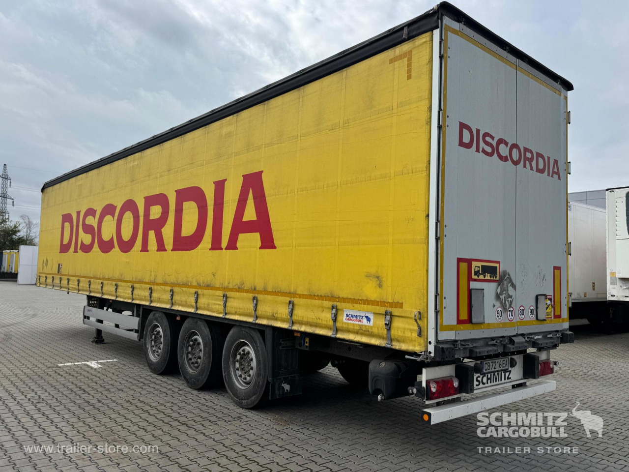 SCHMITZ Curtainsider Standard - Ponyvás félpótkocsi: 5 kép. SCHMITZ Curtainsider Standard - Ponyvás félpótkocsi: 5 kép.