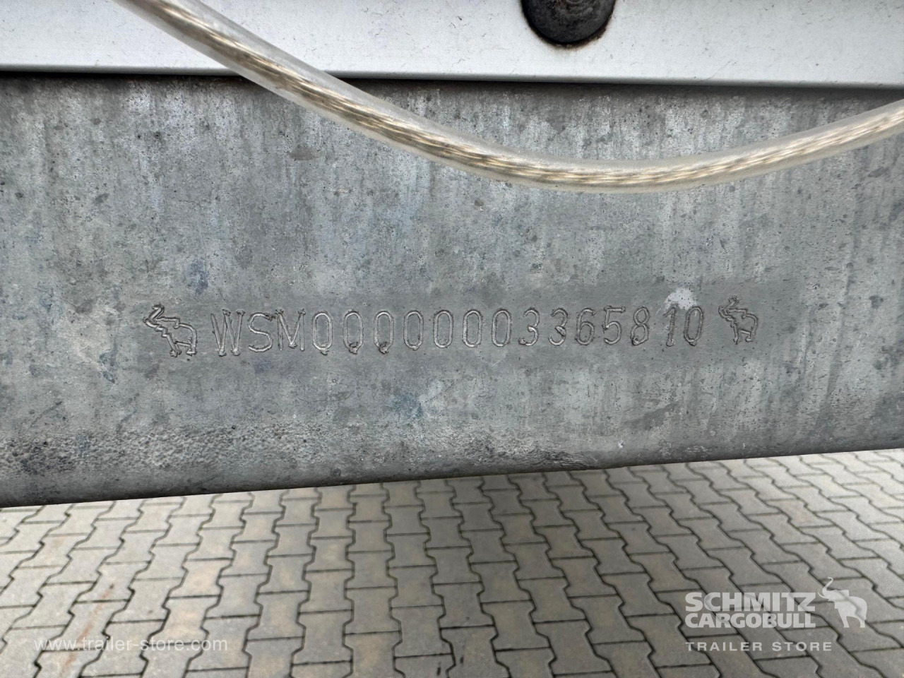 SCHMITZ Curtainsider Standard - Ponyvás félpótkocsi: 3 kép. SCHMITZ Curtainsider Standard - Ponyvás félpótkocsi: 3 kép.