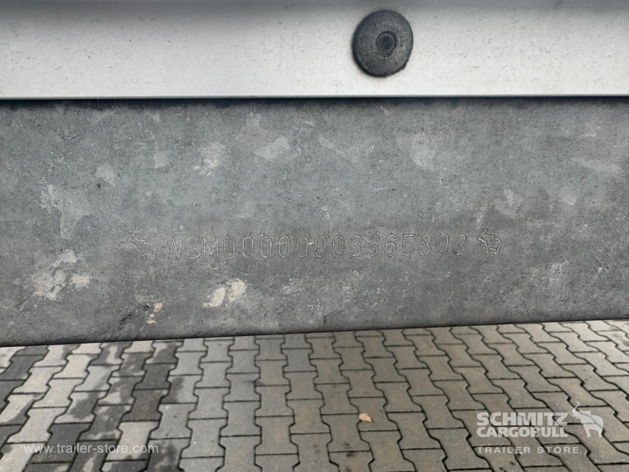 SCHMITZ Curtainsider Standard - Ponyvás félpótkocsi: 3 kép. SCHMITZ Curtainsider Standard - Ponyvás félpótkocsi: 3 kép.