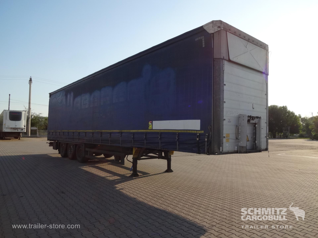 SCHMITZ Curtainsider Varios - Ponyvás félpótkocsi: 5 kép. SCHMITZ Curtainsider Varios - Ponyvás félpótkocsi: 5 kép.