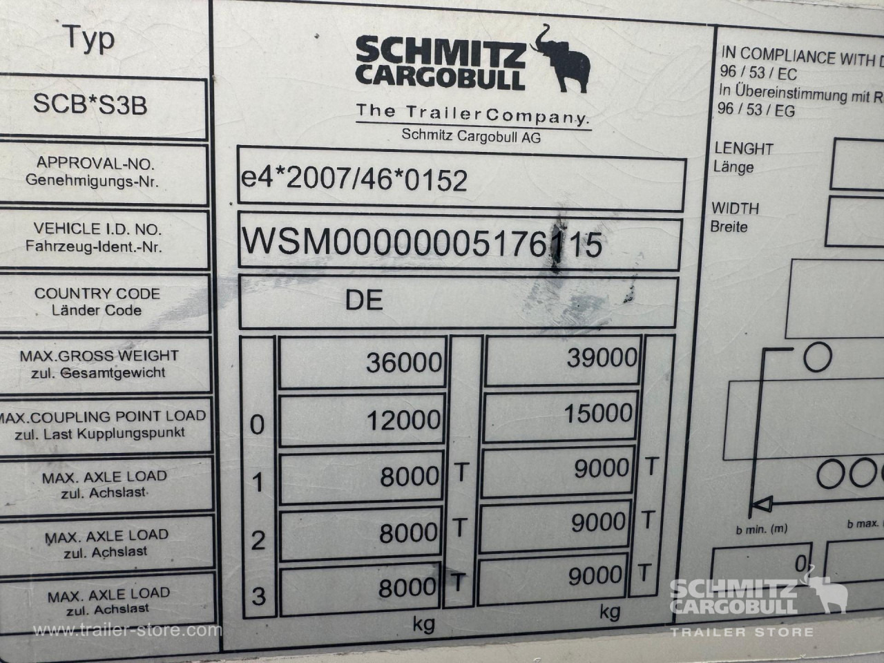 SCHMITZ Reefer Multitemp Double deck - Félpótkocsi hőszigetelt: 2 kép. SCHMITZ Reefer Multitemp Double deck - Félpótkocsi hőszigetelt: 2 kép.