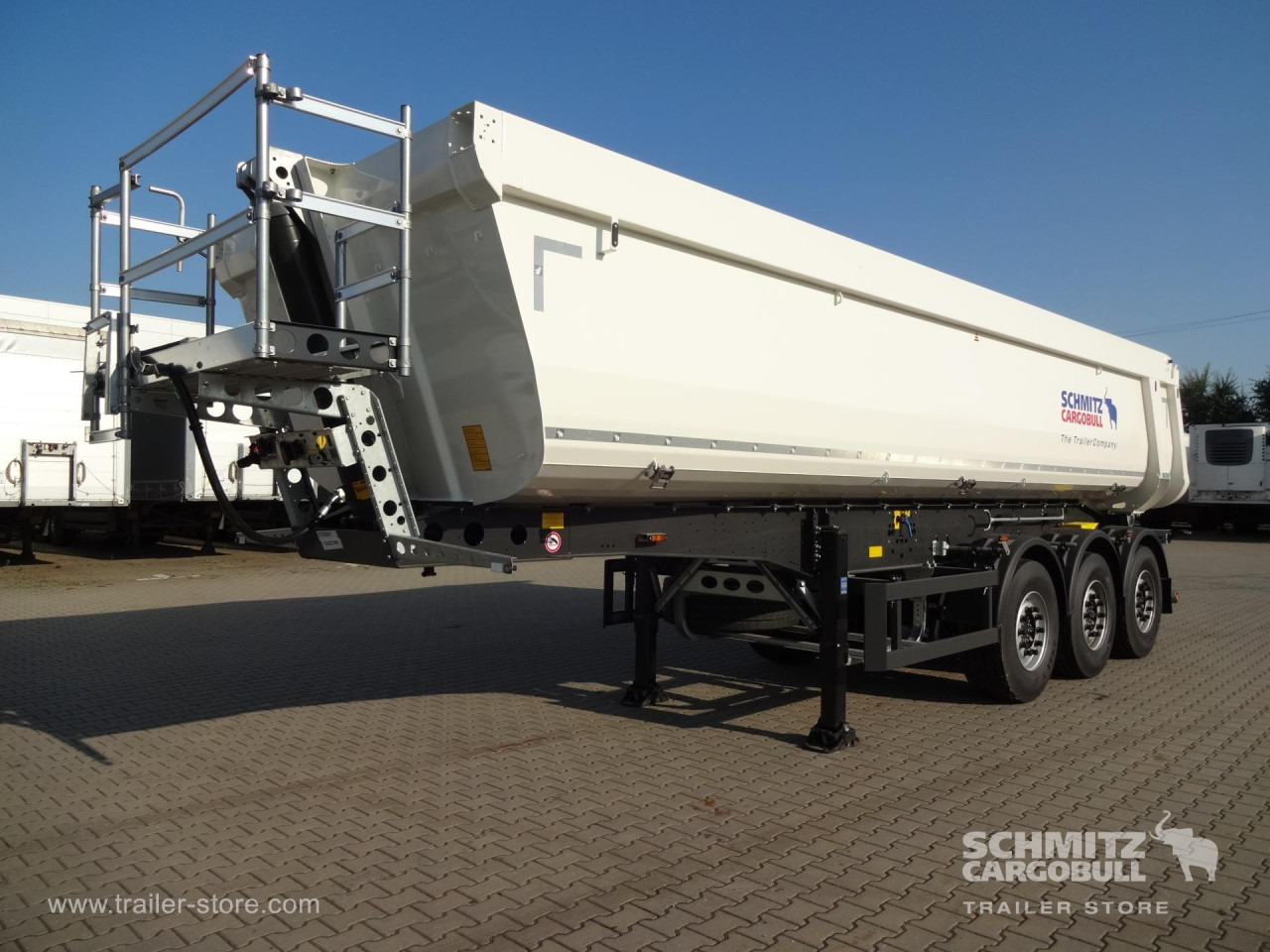 SCHMITZ Tipper Steel half pipe body 273m³ - Félpótkocsi billenőplatós: 4 kép. SCHMITZ Tipper Steel half pipe body 273m³ - Félpótkocsi billenőplatós: 4 kép.