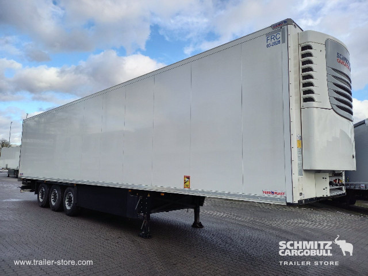 SCHMITZ Reefer Standard Double deck - Félpótkocsi hőszigetelt: 1 kép. SCHMITZ Reefer Standard Double deck - Félpótkocsi hőszigetelt: 1 kép.