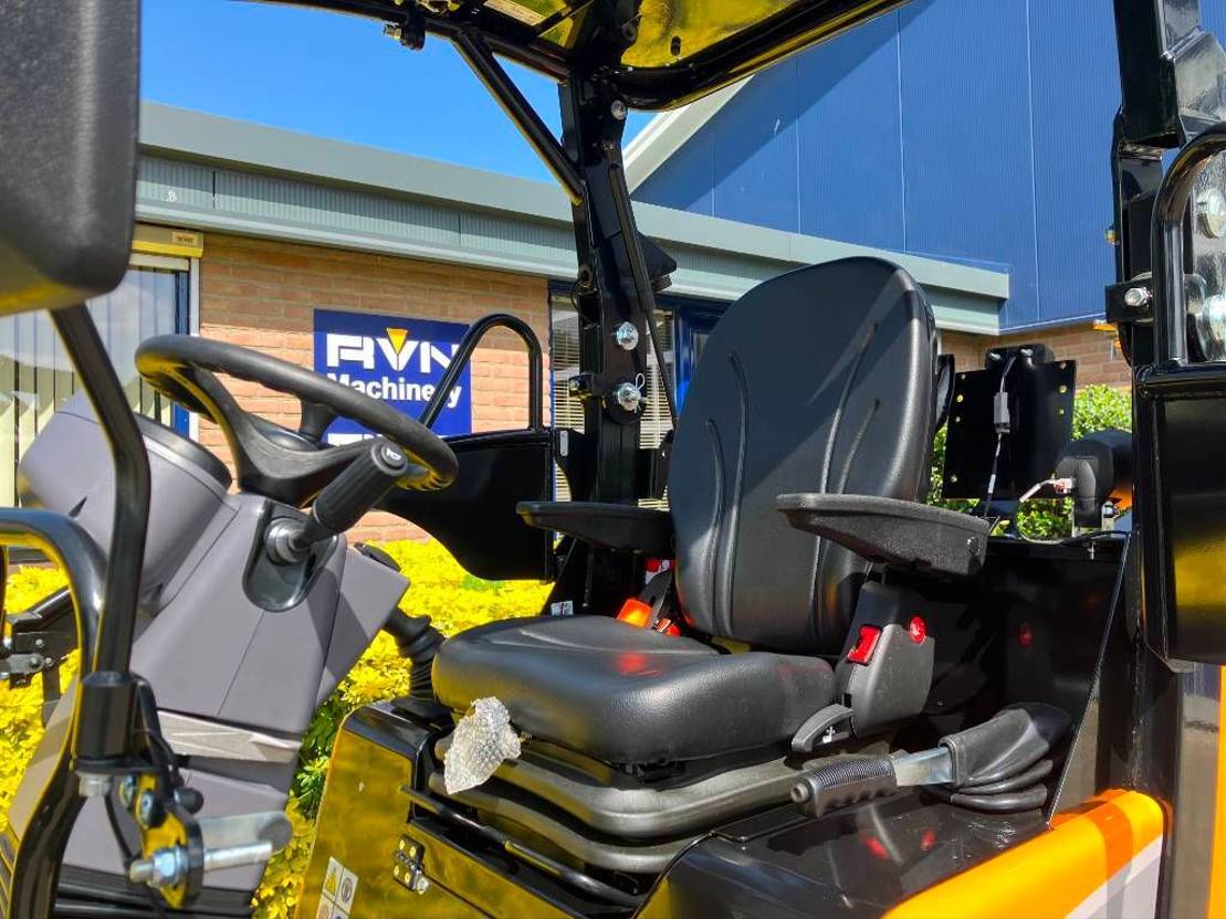 Új Gumikerekes homlokrakodó Giant G 2700 X-tra HD +: 9 kép. Új Gumikerekes homlokrakodó Giant G 2700 X-tra HD +: 9 kép.