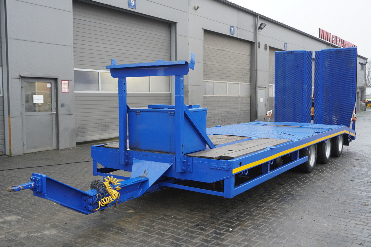 Andover CBDB24 tow truck trailer - Platós félpótkocsi: 4 kép. Andover CBDB24 tow truck trailer - Platós félpótkocsi: 4 kép.