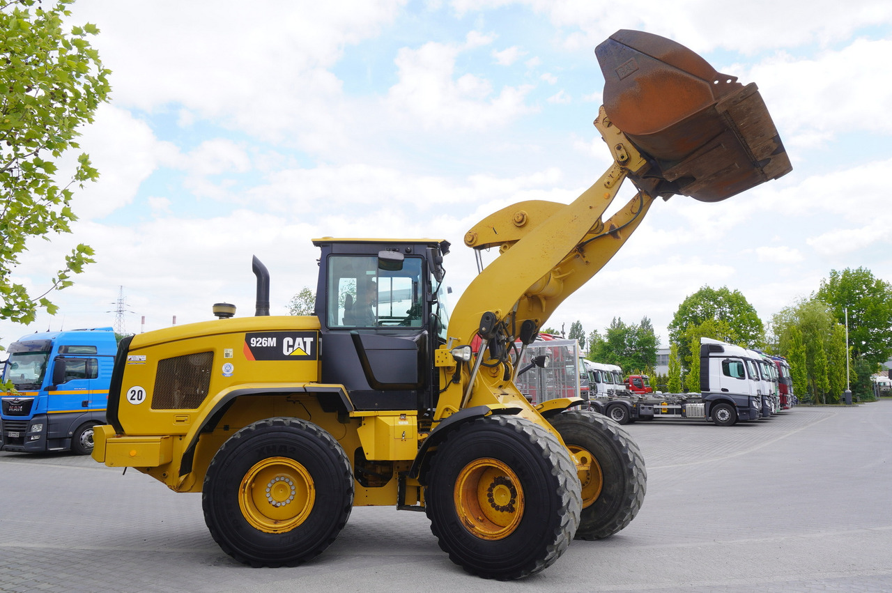Gumikerekes homlokrakodó CATERPILLAR 930M Wheel Loader / 4500 MTH / Joystick: 14 kép.