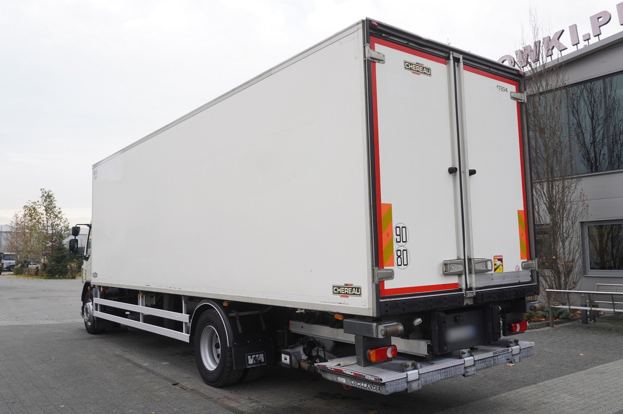 DAF LF 280 E6 4x2 / Chereau 22 EPAL refrigerator / Multitemperatura / Thermoking T1200R - Hűtős teherautó: 3 kép. DAF LF 280 E6 4x2 / Chereau 22 EPAL refrigerator / Multitemperatura / Thermoking T1200R - Hűtős teherautó: 3 kép.