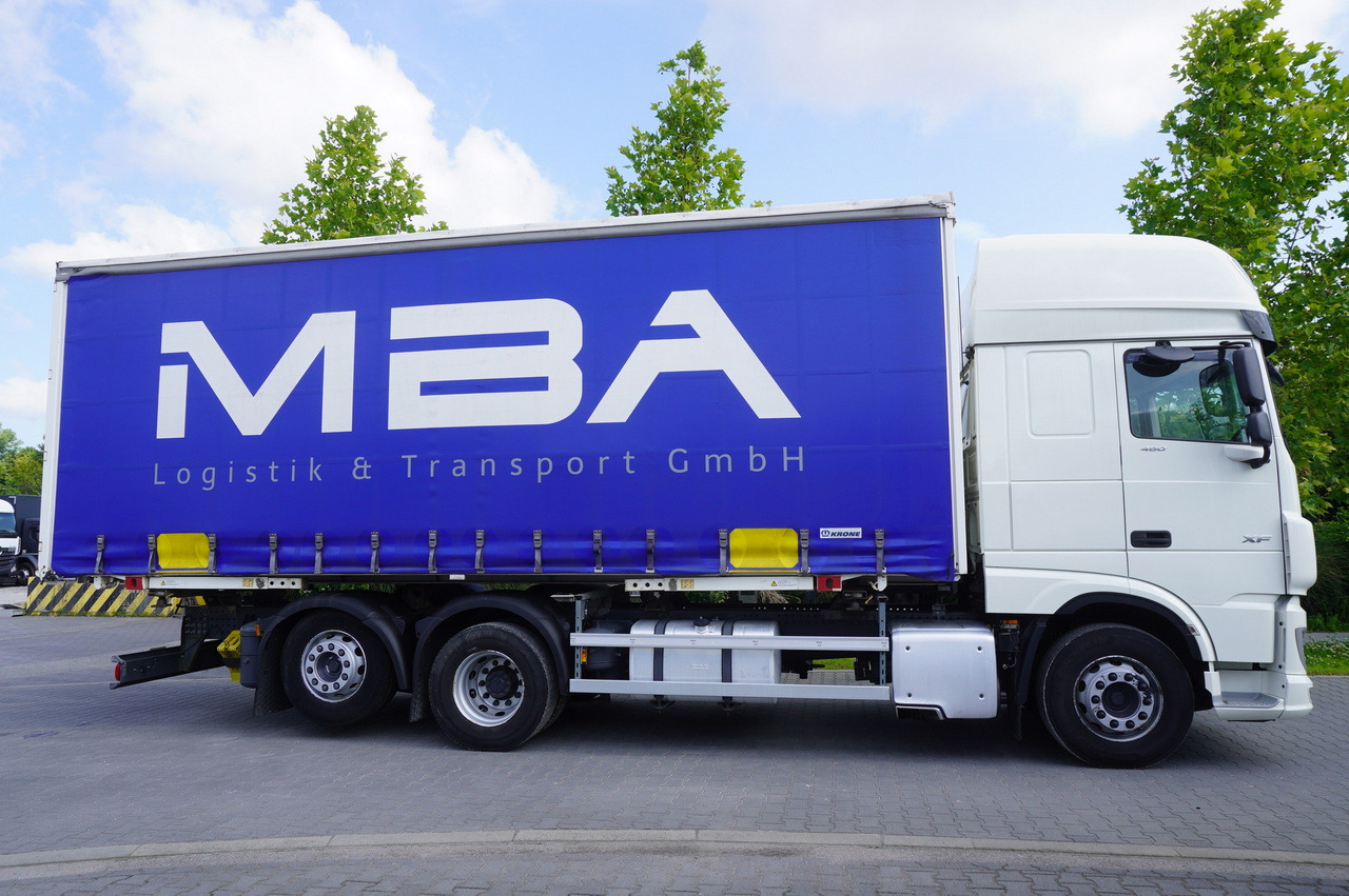 DAF XF 480 SSC / Curtainsider 19 EPAL / 2021 - Ponyvás teherautó: 2 kép. DAF XF 480 SSC / Curtainsider 19 EPAL / 2021 - Ponyvás teherautó: 2 kép.