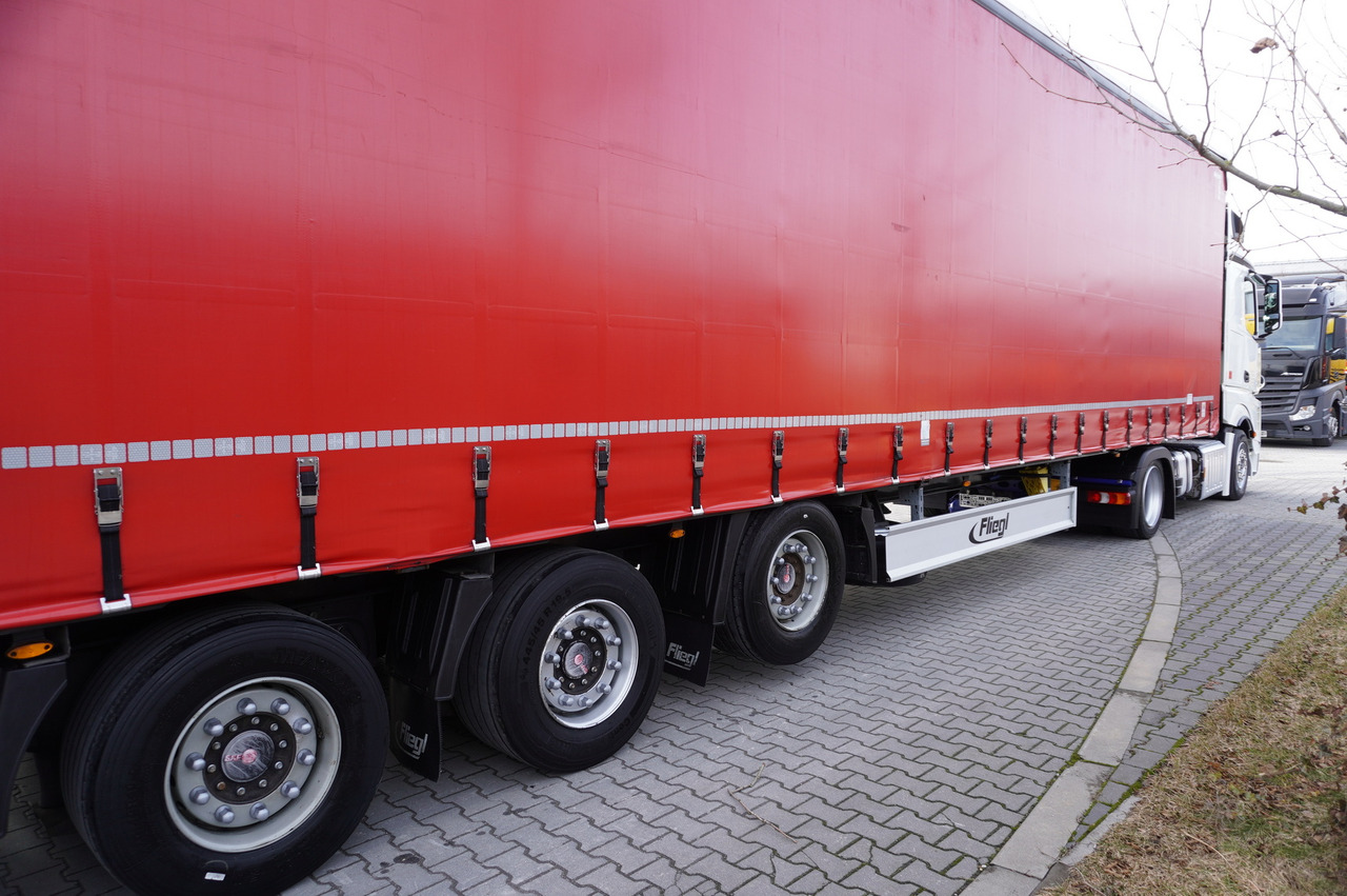 FLIEGL SDS 01 Coilmulde semi-trailer - Félpótkocsi öönkihordós: 4 kép. FLIEGL SDS 01 Coilmulde semi-trailer - Félpótkocsi öönkihordós: 4 kép.
