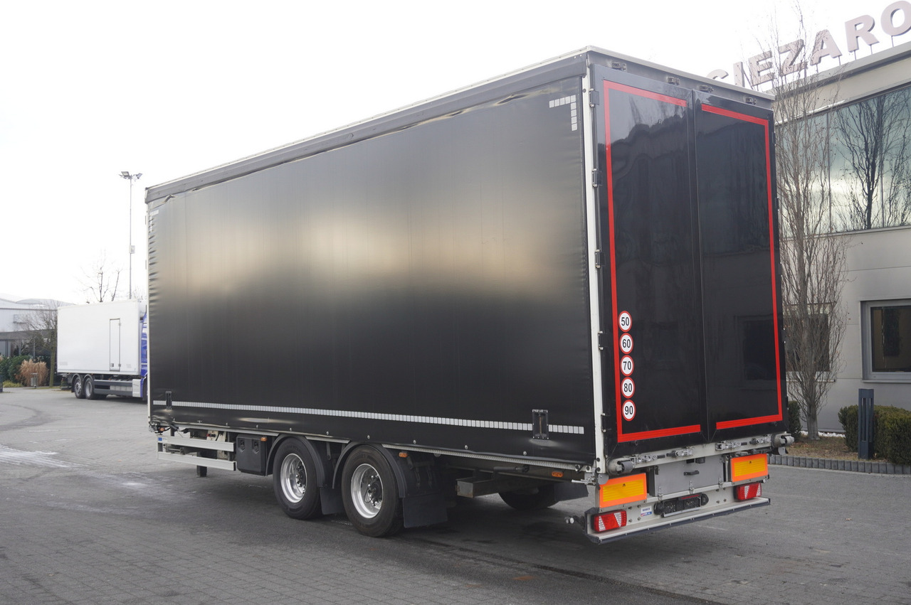 GNIOTPOL trailer / 301 cm high - Ponyvás pótkocsi: 5 kép. GNIOTPOL trailer / 301 cm high - Ponyvás pótkocsi: 5 kép.