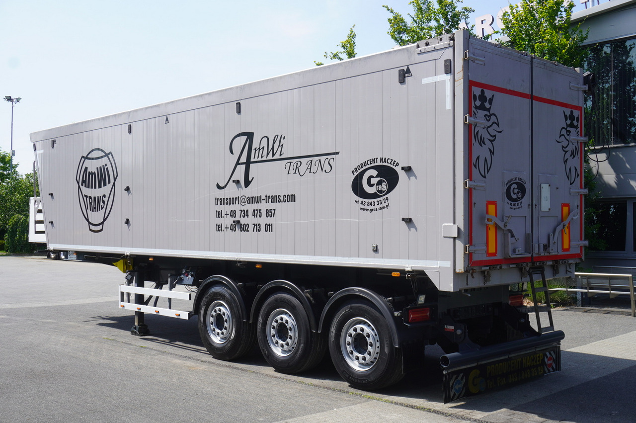 GRAS GS tipper / 52 m3 semi-trailer! / 2023 / 3 units - Félpótkocsi billenőplatós: 3 kép. GRAS GS tipper / 52 m3 semi-trailer! / 2023 / 3 units - Félpótkocsi billenőplatós: 3 kép.