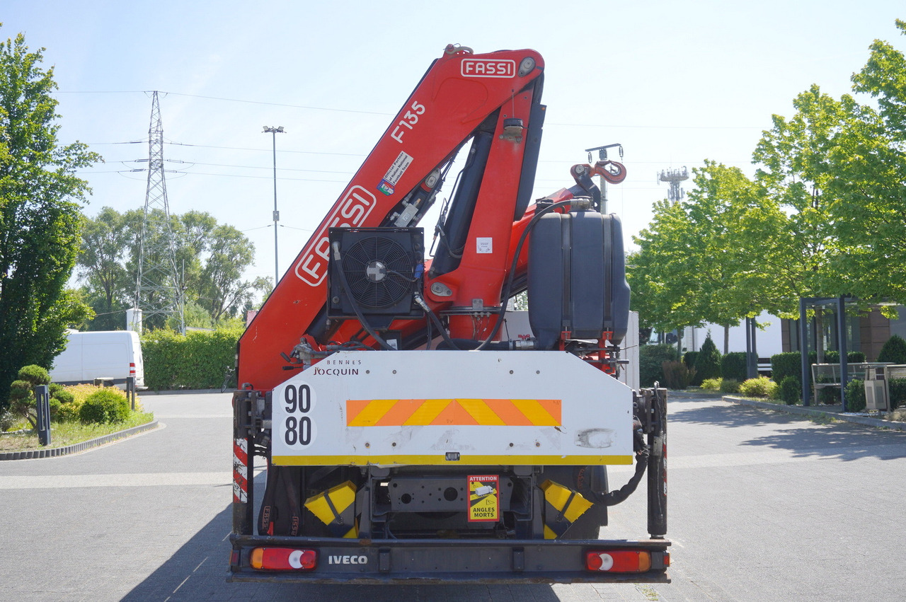 IVECO EUROCARGO 190-280L / FASSI F135A / 8 M / Lift cap. 5580 kg - Darus autó: 5 kép. IVECO EUROCARGO 190-280L / FASSI F135A / 8 M / Lift cap. 5580 kg - Darus autó: 5 kép.