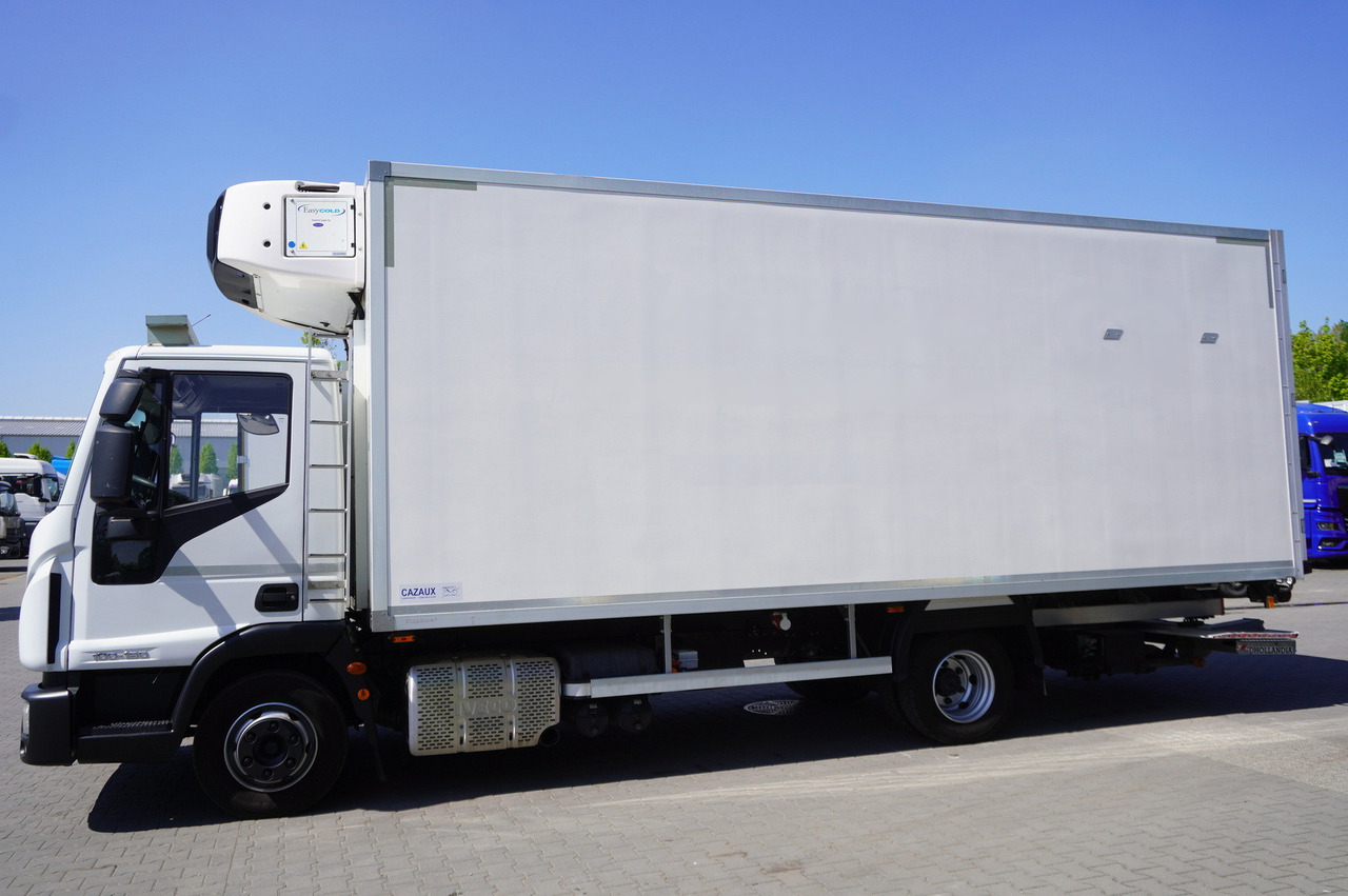 IVECO Eurocargo 100-190 4x2 E6 / Refrigerator / Dhollandia 1.5 T - Hűtős teherautó: 2 kép. IVECO Eurocargo 100-190 4x2 E6 / Refrigerator / Dhollandia 1.5 T - Hűtős teherautó: 2 kép.
