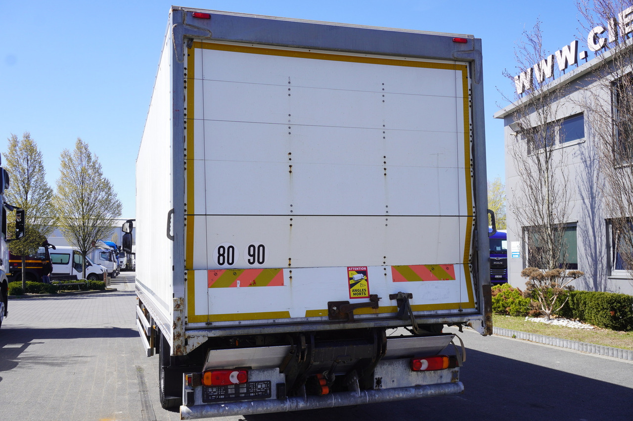 IVECO Eurocargo 120-190 / 160 thousand km !!! / Box 18 EPAL / Dhollandia lift 1500 kg - Dobozos felépítményű teherautó: 4 kép. IVECO Eurocargo 120-190 / 160 thousand km !!! / Box 18 EPAL / Dhollandia lift 1500 kg - Dobozos felépítményű teherautó: 4 kép.