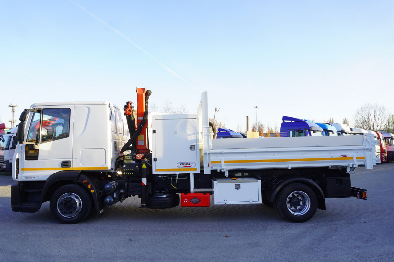 IVECO Eurocargo 120E18 Crane Palfinger / 3-way tipper / sleeper cab - Darus autó: 5 kép. IVECO Eurocargo 120E18 Crane Palfinger / 3-way tipper / sleeper cab - Darus autó: 5 kép.