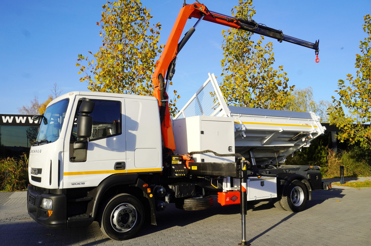 IVECO Eurocargo 120E18 Crane Palfinger / 3-way tipper / sleeper cab - Platós teherautó, Darus autó: 2 kép. IVECO Eurocargo 120E18 Crane Palfinger / 3-way tipper / sleeper cab - Platós teherautó, Darus autó: 2 kép.