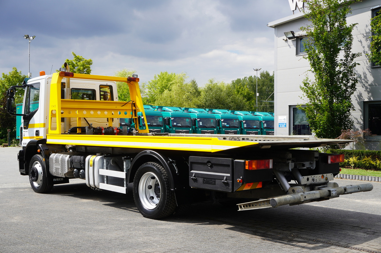 IVECO Eurocargo 160-210 / 75,000 km! / OMARS lowered tow truck platform / Fork - Autószállító teherautó: 5 kép. IVECO Eurocargo 160-210 / 75,000 km! / OMARS lowered tow truck platform / Fork - Autószállító teherautó: 5 kép.