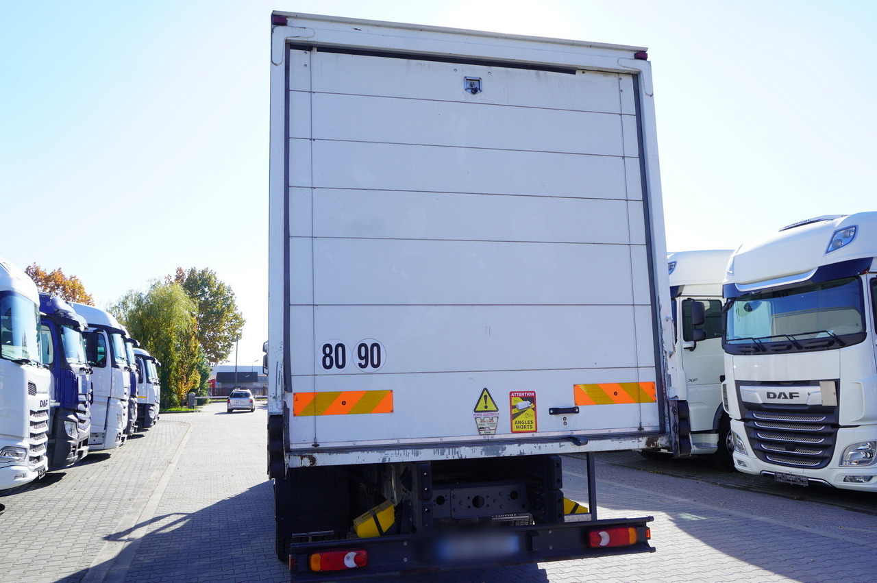 IVECO Eurocargo 160E21 / Only 11 thousand km!!! / Box 18 EPAL - Dobozos felépítményű teherautó: 4 kép. IVECO Eurocargo 160E21 / Only 11 thousand km!!! / Box 18 EPAL - Dobozos felépítményű teherautó: 4 kép.