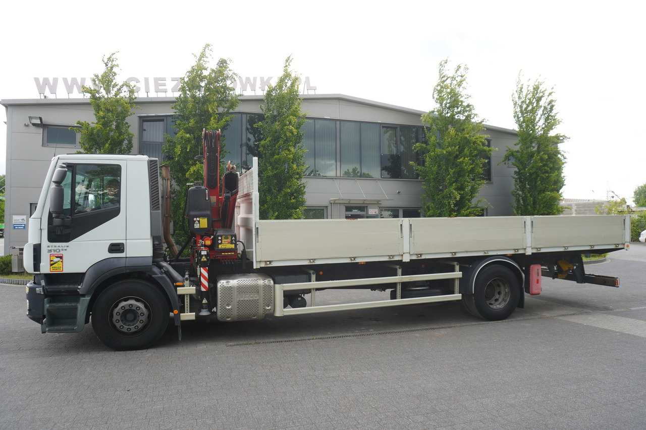 IVECO STRALIS 19.310 E6 / Flatbed 19 EPAL / FASSI F135 / 225 MTH! / 5.7 T - Platós teherautó, Darus autó: 5 kép. IVECO STRALIS 19.310 E6 / Flatbed 19 EPAL / FASSI F135 / 225 MTH! / 5.7 T - Platós teherautó, Darus autó: 5 kép.