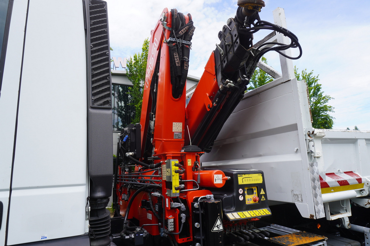 IVECO STRALIS 330 E6 / FASSI 195A 8.5 T / 3-side tipper lízing IVECO STRALIS 330 E6 / FASSI 195A 8.5 T / 3-side tipper: 10 kép.
