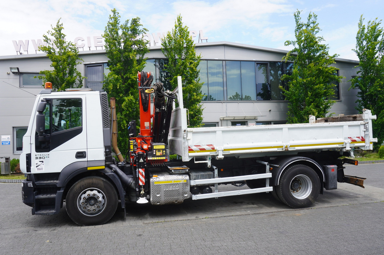 IVECO STRALIS 330 E6 / FASSI 195A 8.5 T / 3-side tipper - Darus autó: 3 kép. IVECO STRALIS 330 E6 / FASSI 195A 8.5 T / 3-side tipper - Darus autó: 3 kép.