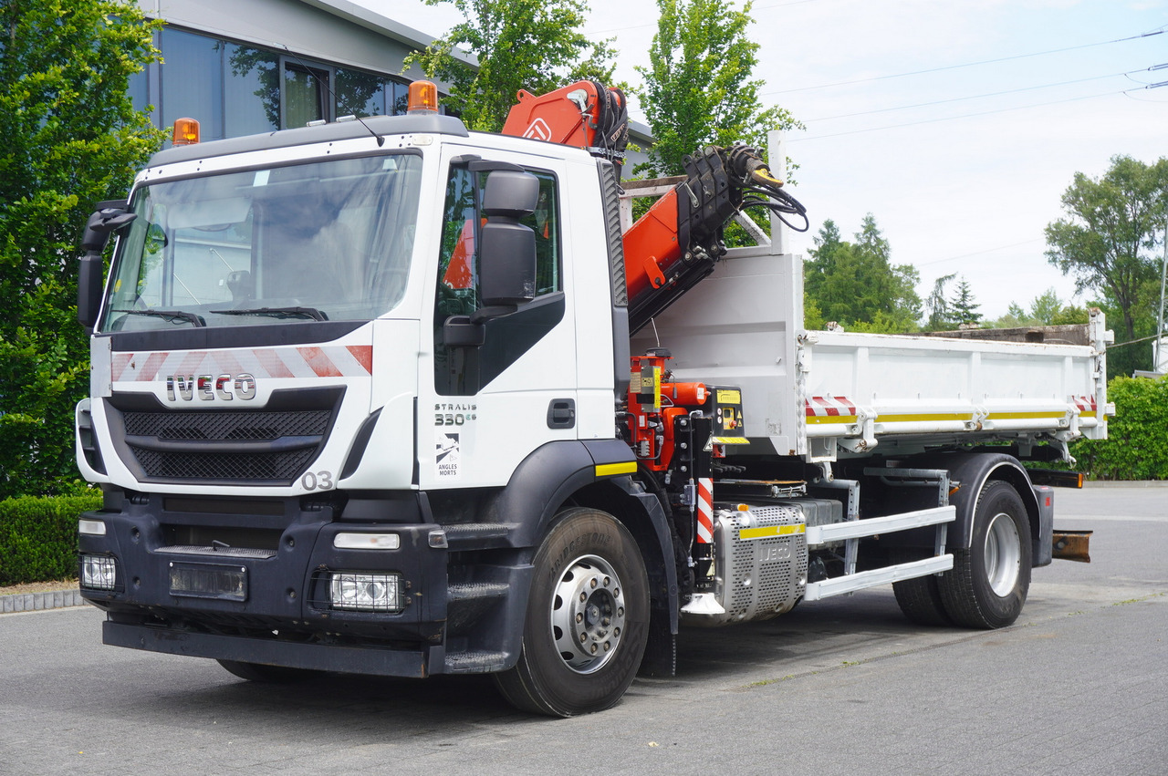 IVECO STRALIS 330 E6 / FASSI 195A 8.5 T / 3-side tipper - Darus autó: 2 kép. IVECO STRALIS 330 E6 / FASSI 195A 8.5 T / 3-side tipper - Darus autó: 2 kép.