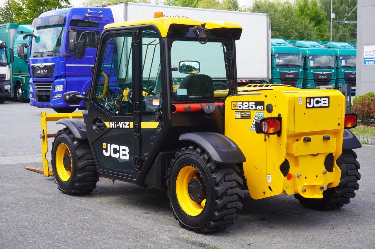 JCB 525-60T5 / 2022 / 860 MTH! / 2.5 T / Reach 6 m / joystick - Teleszkópos rakodó: 4 kép. JCB 525-60T5 / 2022 / 860 MTH! / 2.5 T / Reach 6 m / joystick - Teleszkópos rakodó: 4 kép.